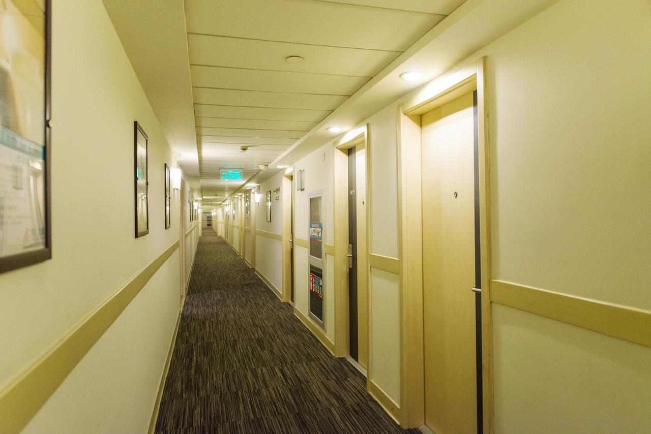 Magnolia Business Hotel Xining Railway Station Grand Cross Mojia Street Exterior photo
